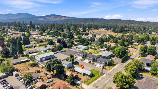 10504 E 4th Ave, Spokane Valley, WA 99206