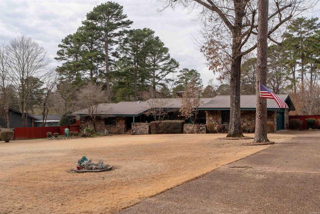 2406 Pinewood Drive, Heber Springs, AR 72543