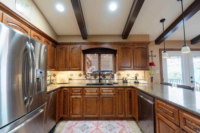 2406 Pinewood Drive, Heber Springs, AR 72543