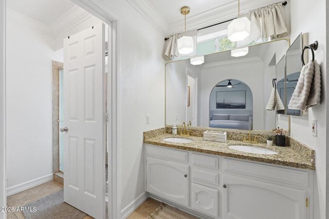 1226 W ALAMO Drive, Chandler, AZ 85224