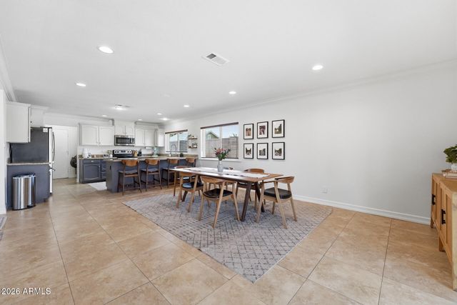 1226 W ALAMO Drive, Chandler, AZ 85224