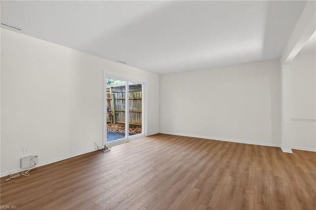 5902 W Hastings ARCH, Virginia Beach, VA 23462