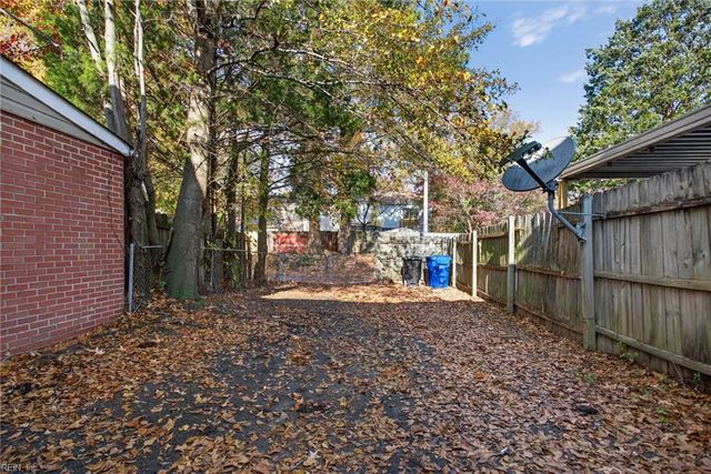 5902 W Hastings ARCH, Virginia Beach, VA 23462