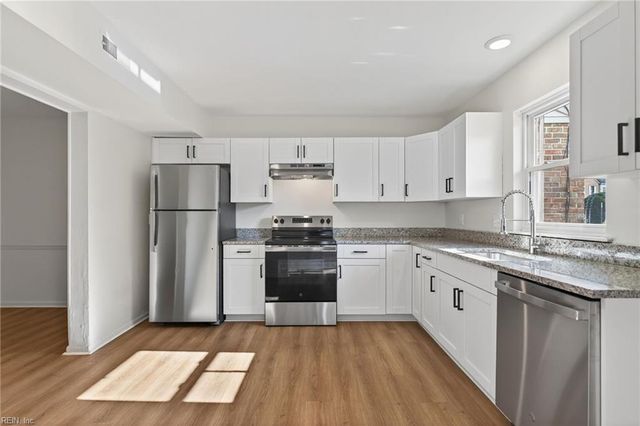 5902 W Hastings ARCH, Virginia Beach, VA 23462