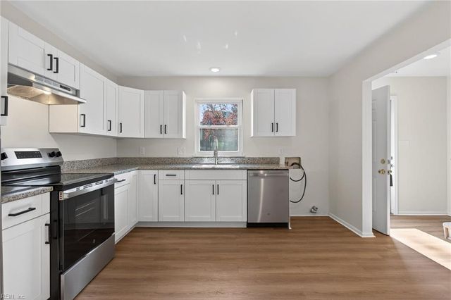 5902 W Hastings ARCH, Virginia Beach, VA 23462