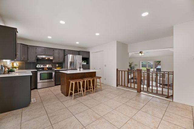11810 W Pine St, Wichita, KS 67212