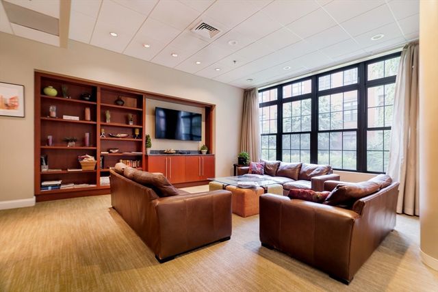 17 Otis Street 301, Cambridge, MA 02141