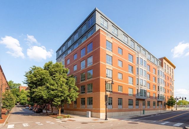 17 Otis Street 301, Cambridge, MA 02141