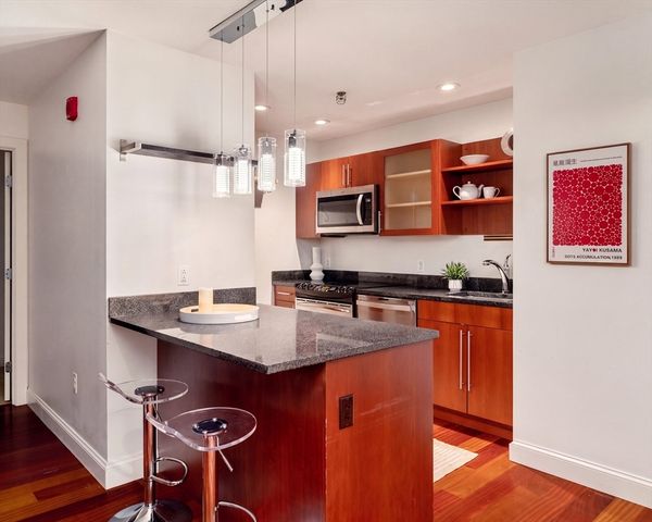17 Otis Street 301, Cambridge, MA 02141