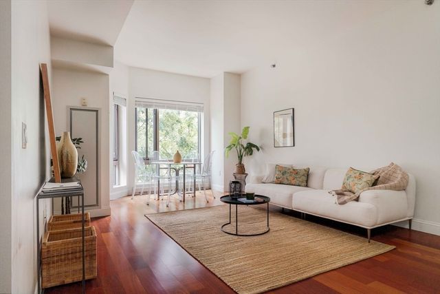 17 Otis Street 301, Cambridge, MA 02141