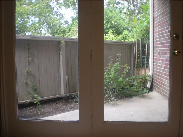 8545 Midpark Road 65, Dallas, TX 75240