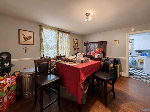 402 5th Avenue SW, Decatur, AL 35601