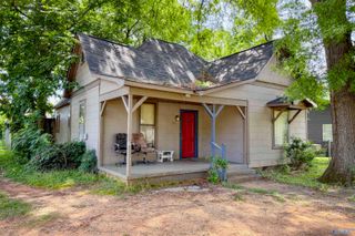 402 5th Avenue SW, Decatur, AL 35601