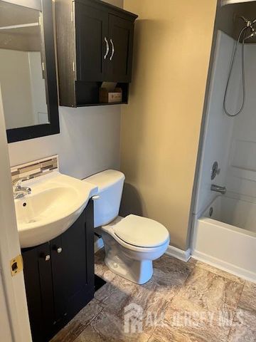 926 Edpas Road 926, New Brunswick, NJ 08901