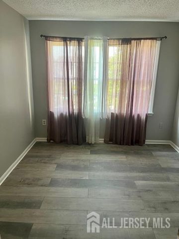 926 Edpas Road 926, New Brunswick, NJ 08901