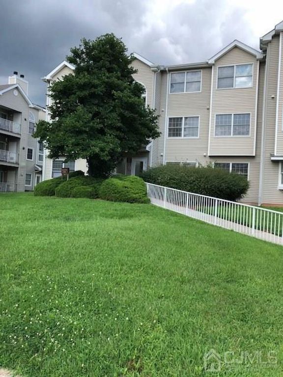 926 Edpas Road 926, New Brunswick, NJ 08901