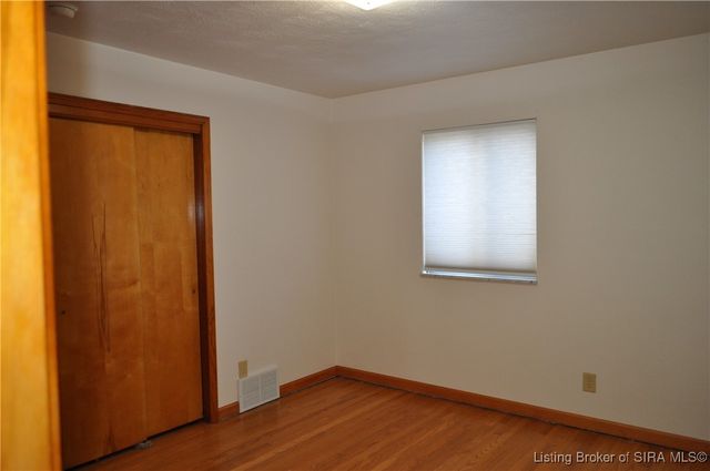 510 Circle Drive, Sellersburg, IN 47172