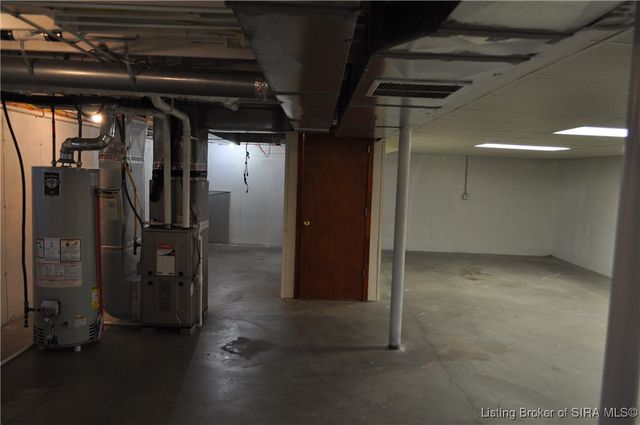 510 Circle Drive, Sellersburg, IN 47172