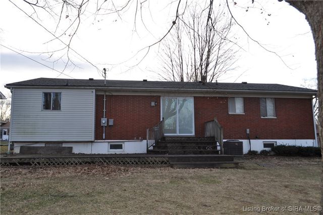 510 Circle Drive, Sellersburg, IN 47172