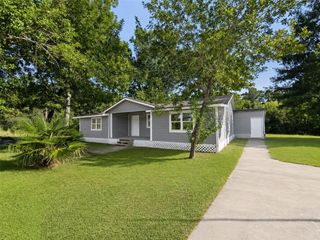 227 Live Oak Lane, Onalaska, TX 77360