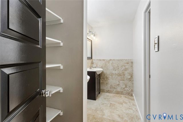 11709 S Briar Patch Dr, Midlothian, VA 23113