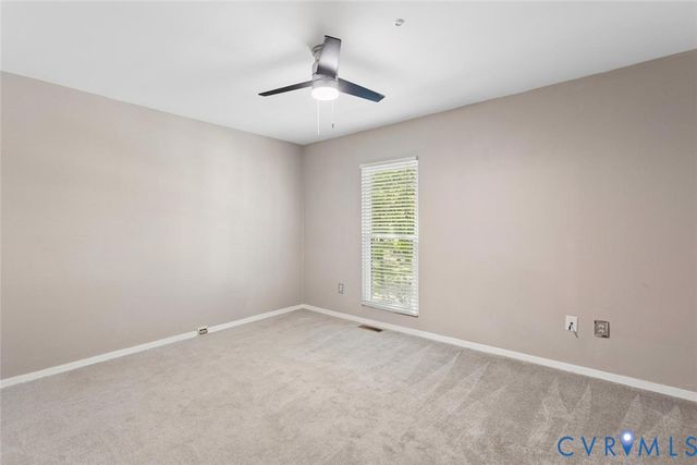 11709 S Briar Patch Dr, Midlothian, VA 23113