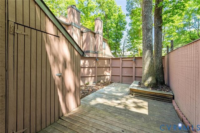 11709 S Briar Patch Dr, Midlothian, VA 23113