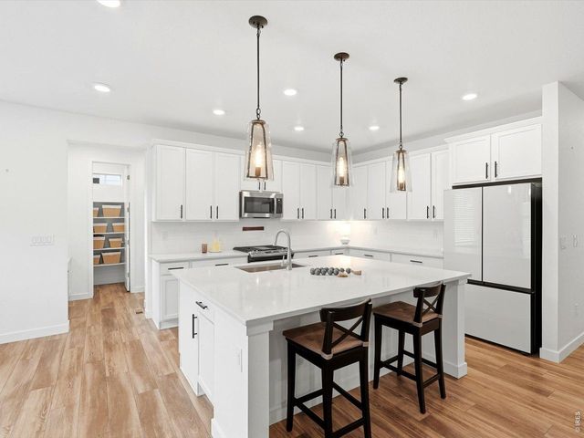 15682 W Eureka Ave, Morrison, CO 80465