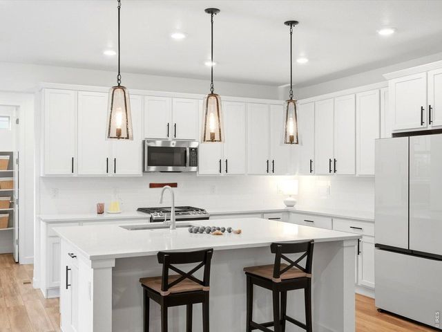 15682 W Eureka Ave, Morrison, CO 80465