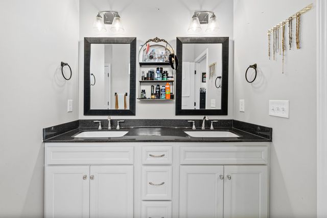 1819 Lexington Ave, Hopkinsville, KY 42240