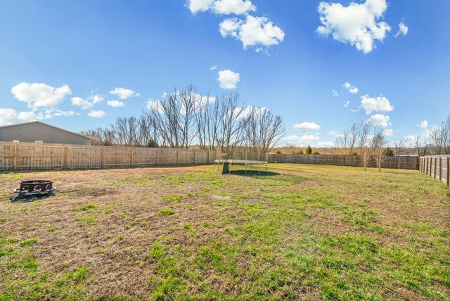 1819 Lexington Ave, Hopkinsville, KY 42240