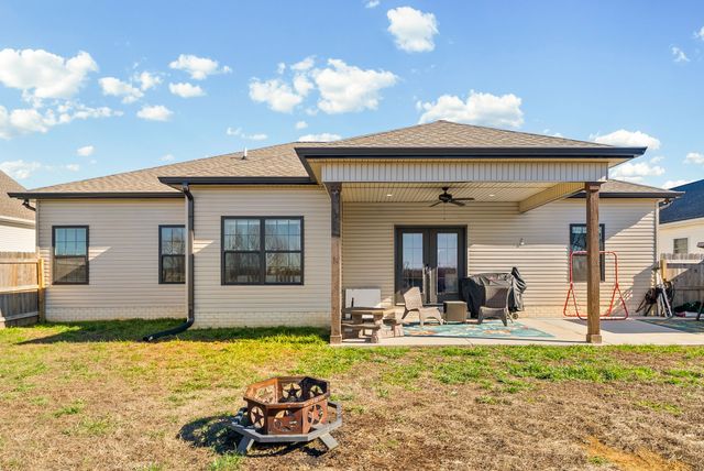 1819 Lexington Ave, Hopkinsville, KY 42240