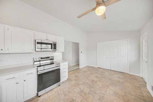 164 Somerset Drive, Brooklyn, MI 49230