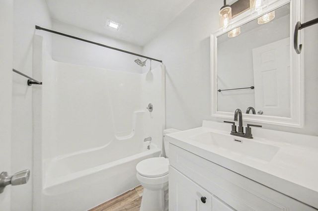 164 Somerset Drive, Brooklyn, MI 49230