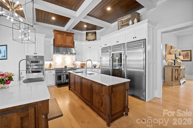 8170 Bay Pointe Drive, Denver, NC 28037