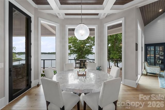 8170 Bay Pointe Drive, Denver, NC 28037