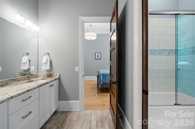 8170 Bay Pointe Drive, Denver, NC 28037