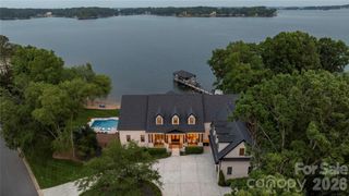 8170 Bay Pointe Drive, Denver, NC 28037