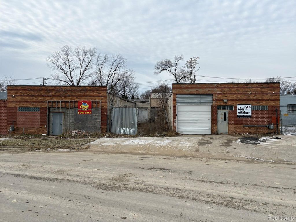 9949 Northlawn Street, Detroit, MI 48204