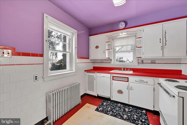 227 W KING ST, Pottstown, PA 19464