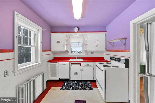 227 W KING ST, Pottstown, PA 19464