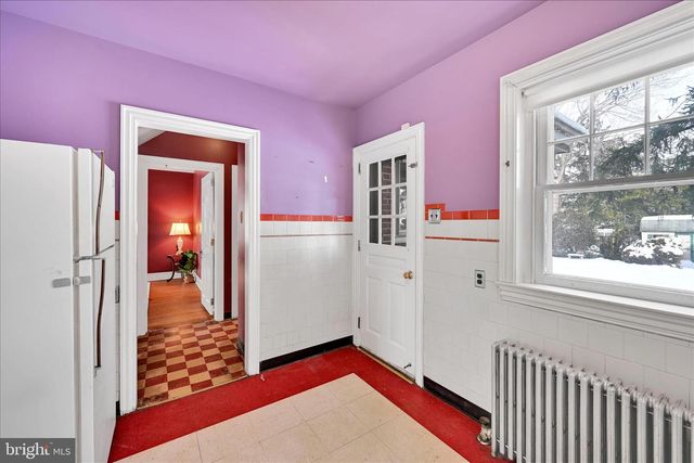 227 W KING ST, Pottstown, PA 19464