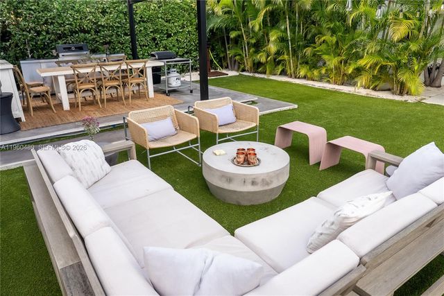 509 NE 64th St 2, Miami, FL 33138