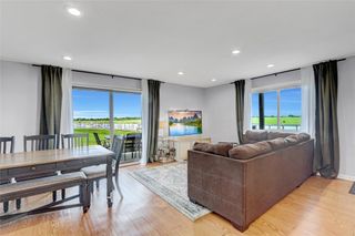 1 Anchorage Way 301, Freeport, NY 11520