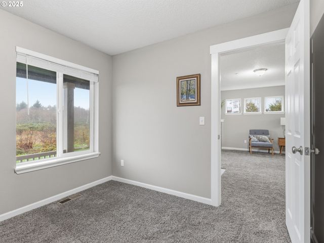 2110 THOMPSON FALLS Dr, Seaside, OR 97138