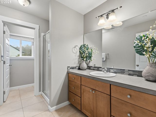 2110 THOMPSON FALLS Dr, Seaside, OR 97138