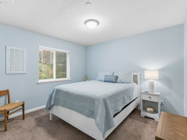 2110 THOMPSON FALLS Dr, Seaside, OR 97138