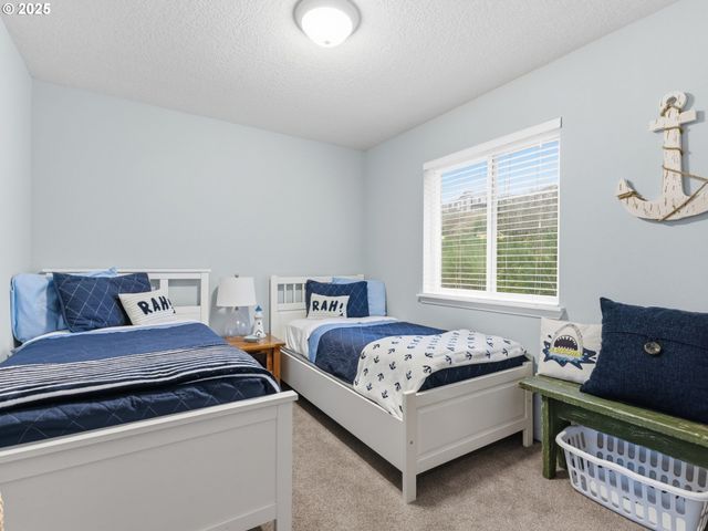 2110 THOMPSON FALLS Dr, Seaside, OR 97138