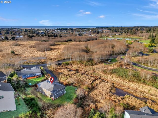 2110 THOMPSON FALLS Dr, Seaside, OR 97138