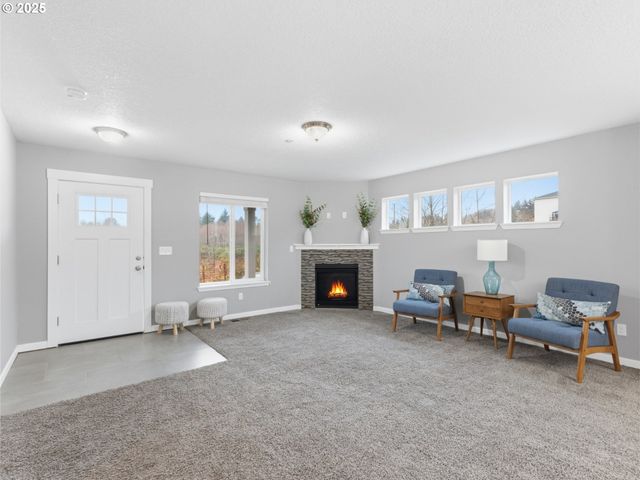 2110 THOMPSON FALLS Dr, Seaside, OR 97138